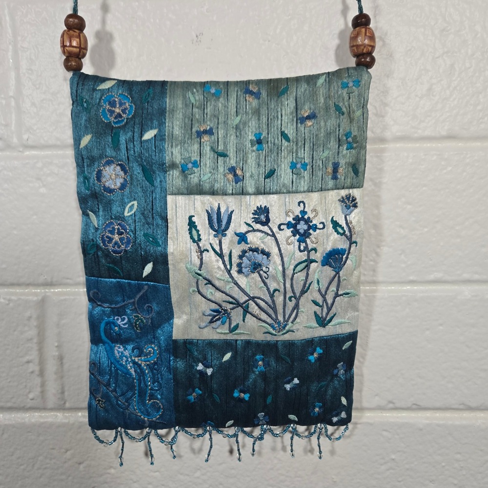 Emanuel Embroidered Silk Patchwork‎ Crossbody Bag Beaded Boho Y2K 10x8 Festival
